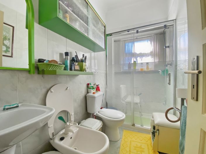 Image No.14-5 Bed House for sale