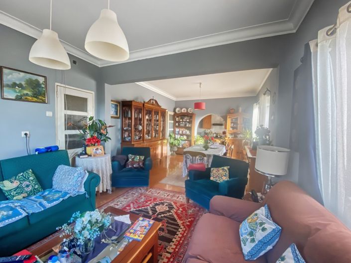 Image No.41-5 Bed House for sale