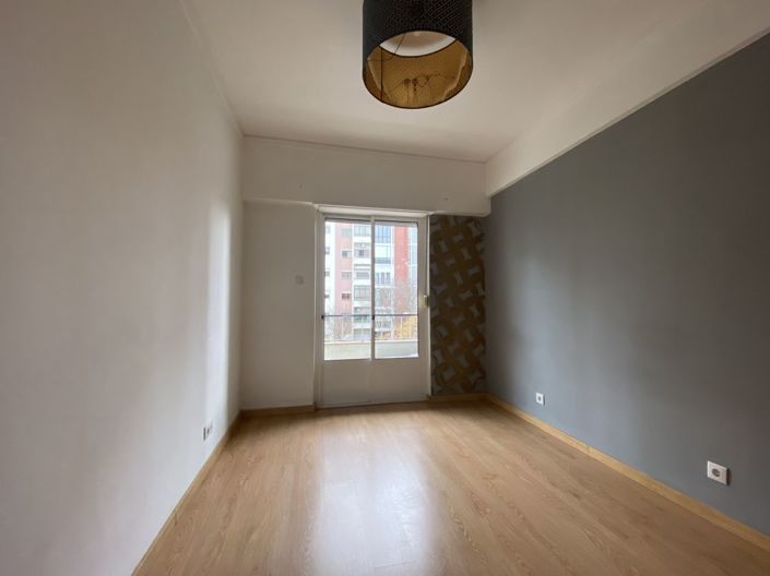 Image No.15-3 Bed Apartment for sale