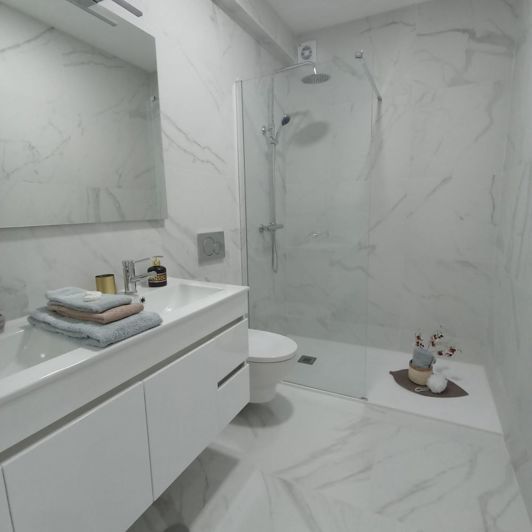 Image No.17-3 Bed Apartment for sale