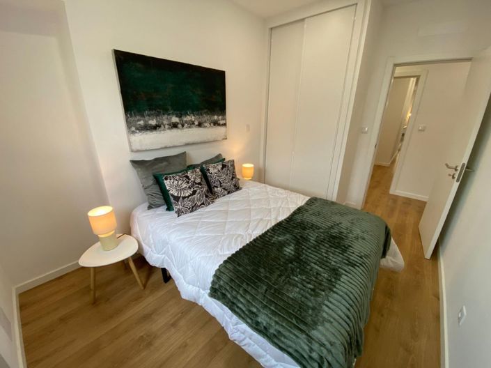 Image No.9-3 Bed Apartment for sale