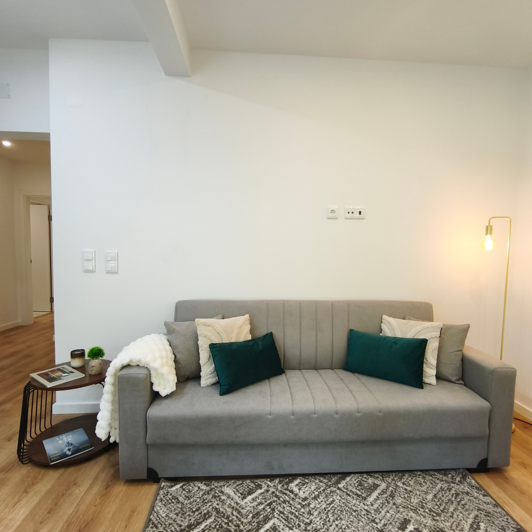 Image No.10-2 Bed Apartment for sale