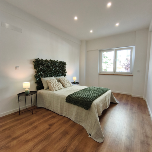 Image No.19-2 Bed Apartment for sale
