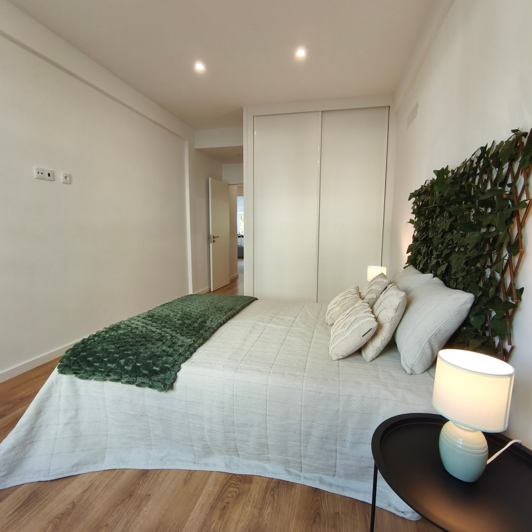 Image No.22-2 Bed Apartment for sale
