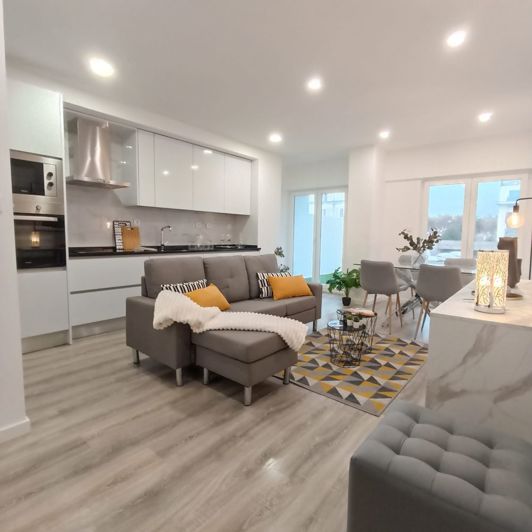 Image No.11-3 Bed Apartment for sale