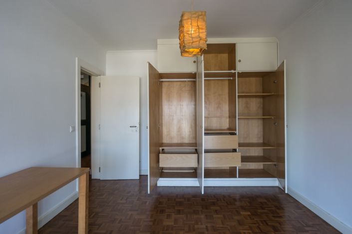 Image No.15-7 Bed House for sale