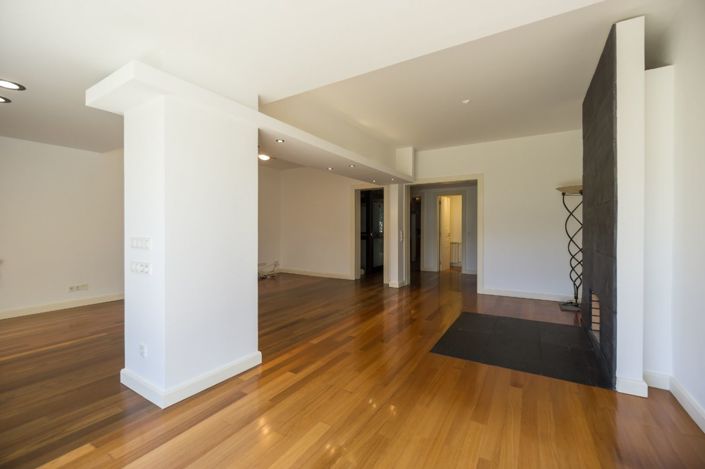 Image No.36-7 Bed House for sale