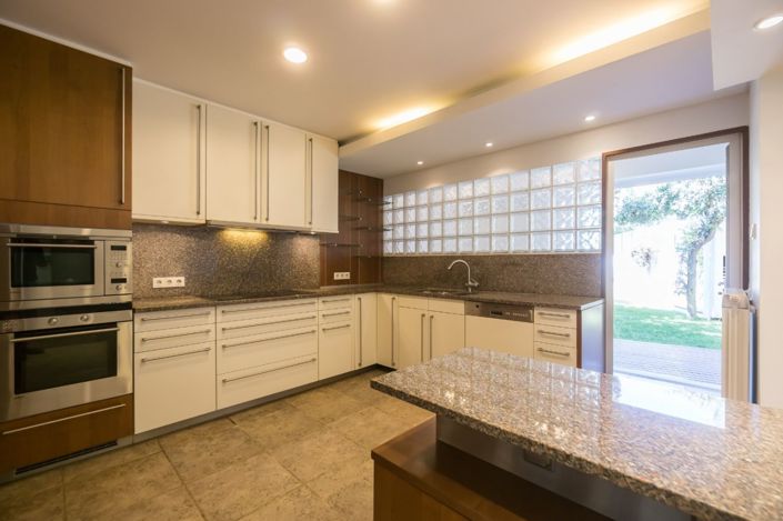 Image No.39-7 Bed House for sale