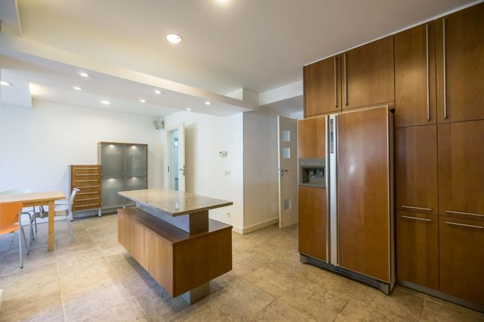 Image No.44-7 Bed House for sale