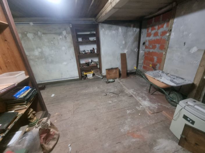 Image No.31-Commercial for sale