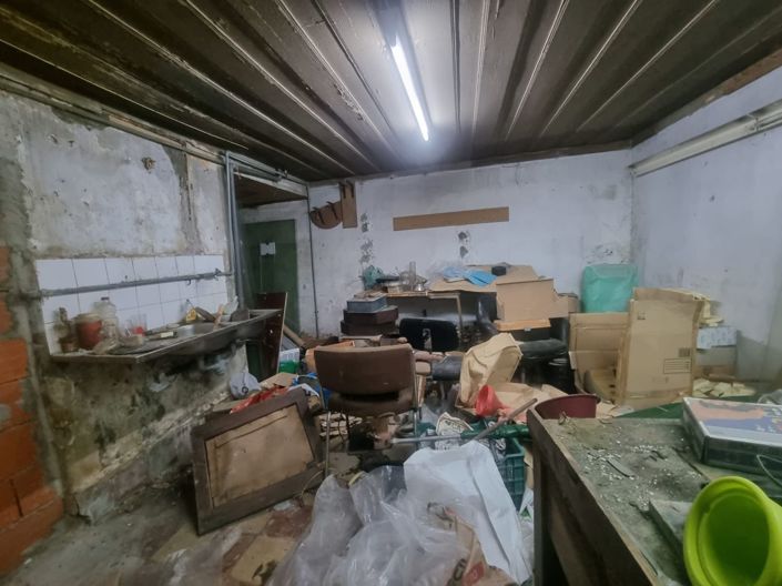 Image No.33-Commercial for sale