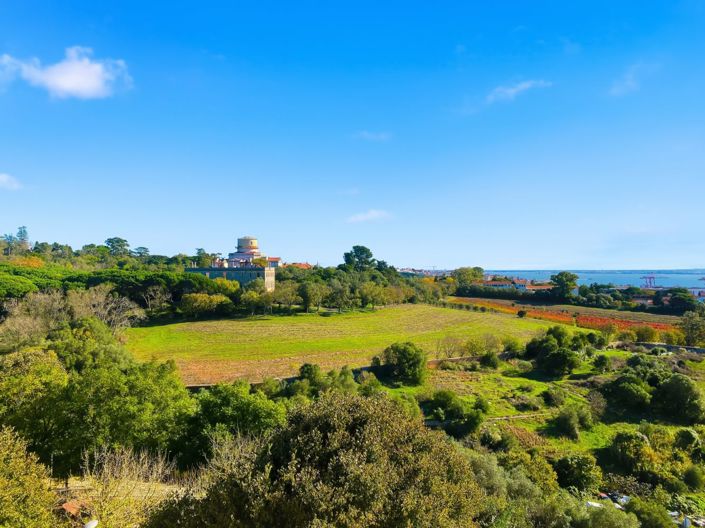 Image No.19-2 Bed Apartment for sale