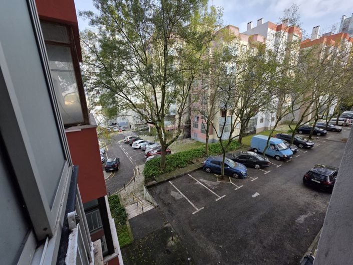 Image No.20-1 Bed Apartment for sale