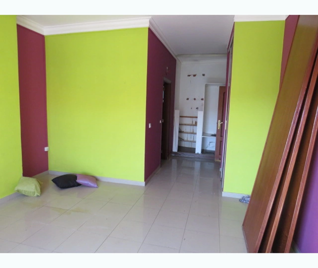 Image No.7-2 Bed House for sale