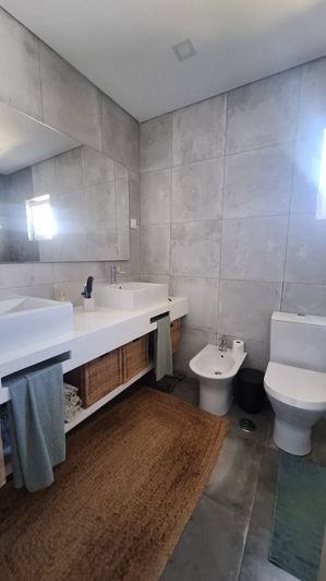 Image No.12-3 Bed House for sale