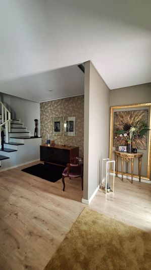 Image No.14-3 Bed House for sale