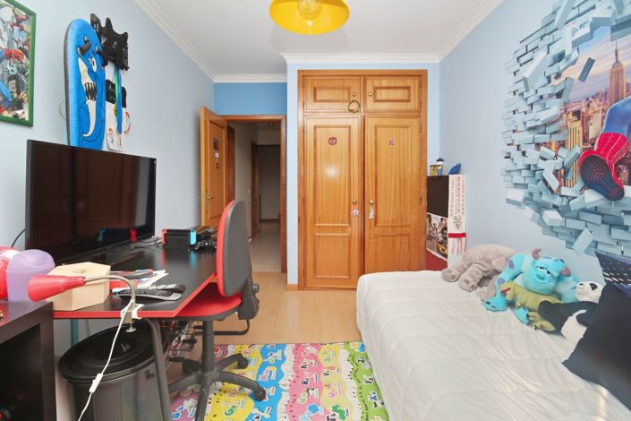 Image No.18-2 Bed Apartment for sale