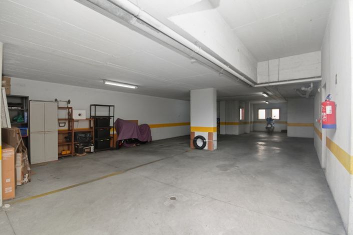 Image No.23-2 Bed Apartment for sale