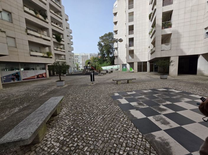 Image No.25-1 Bed Apartment for sale