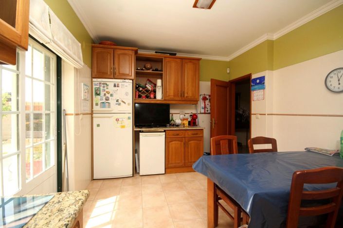 Image No.13-4 Bed House for sale