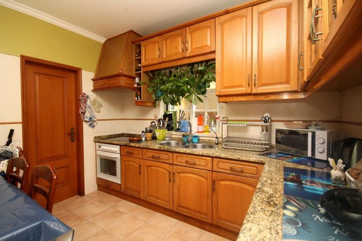 Image No.14-4 Bed House for sale