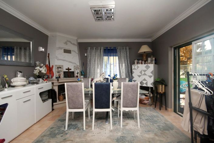 Image No.26-4 Bed House for sale