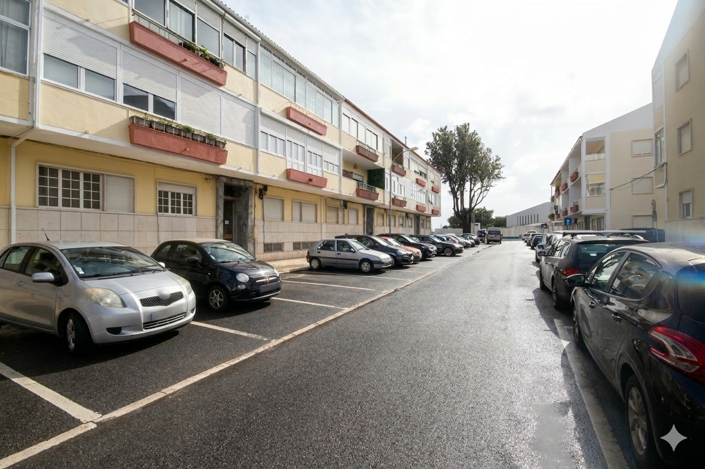 Image No.14-2 Bed Apartment for sale