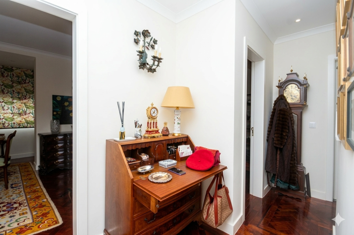 Image No.17-2 Bed Apartment for sale