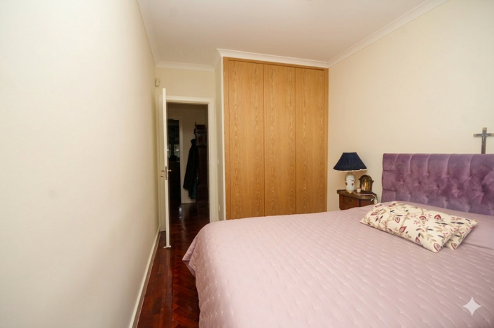 Image No.21-2 Bed Apartment for sale