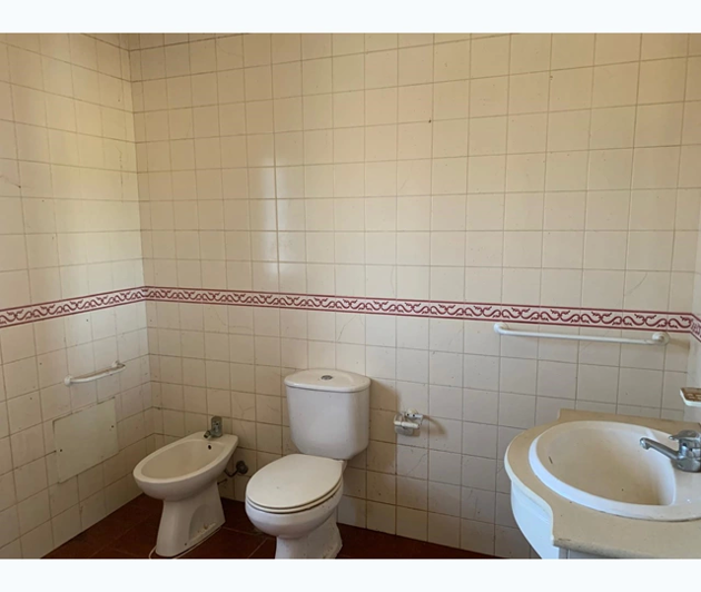 Image No.9-2 Bed House for sale