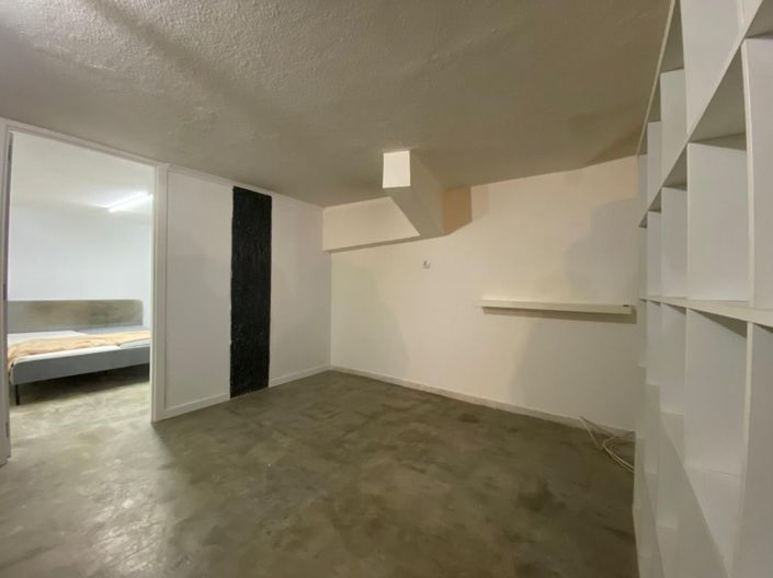 Image No.10-3 Bed Apartment for sale