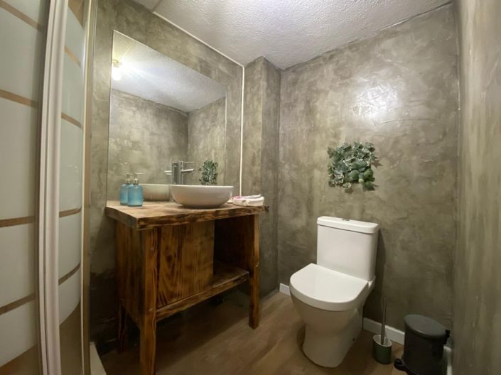 Image No.8-3 Bed Apartment for sale