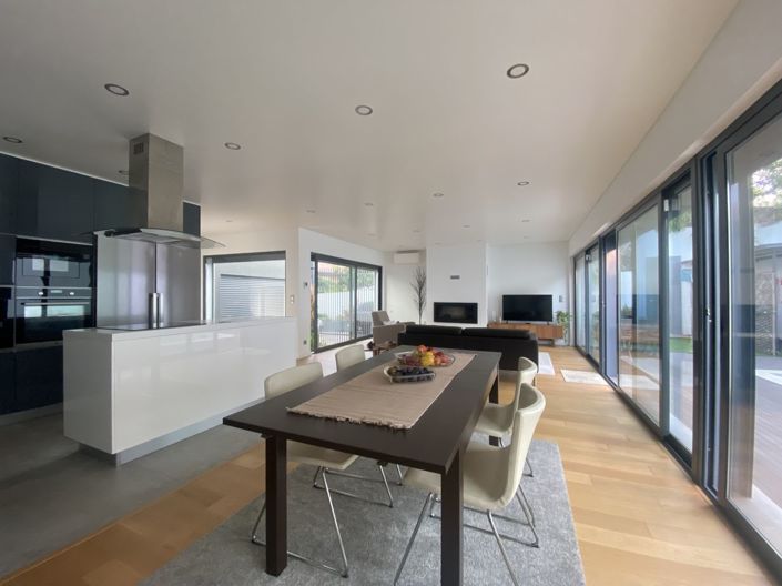Image No.21-4 Bed House for sale