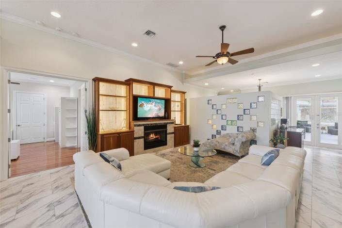 Image No.9-4 Bed House/Villa for sale