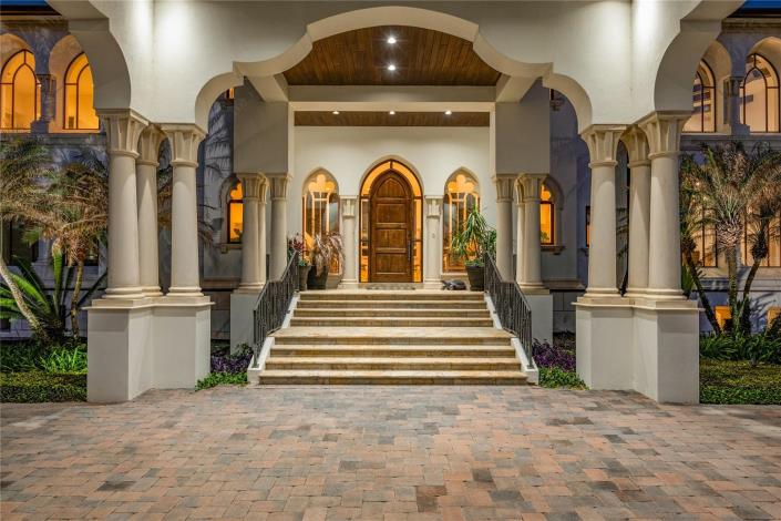 Image No.2-7 Bed Mansion for sale