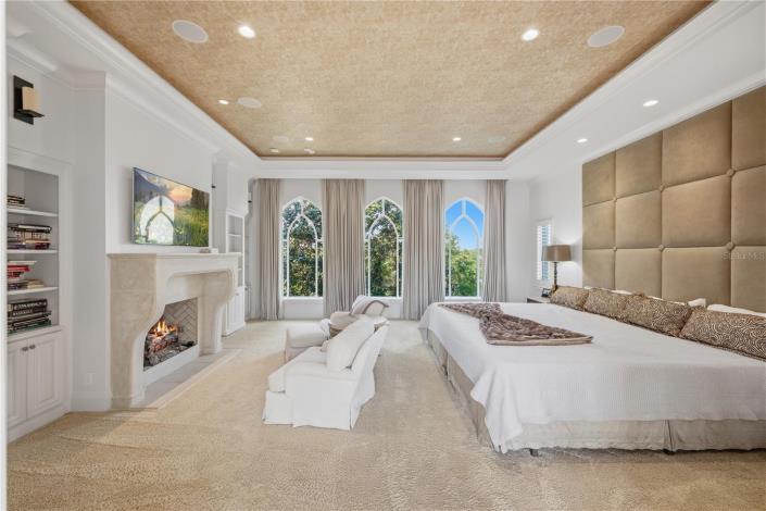 Image No.30-7 Bed Mansion for sale