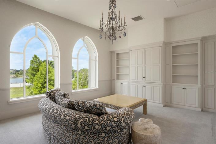 Image No.34-7 Bed Mansion for sale