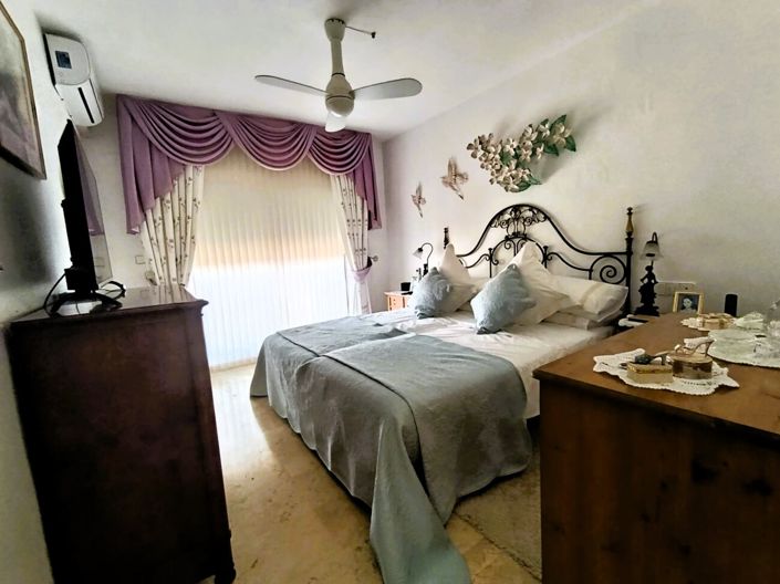 Image No.40-4 Bed Villa for sale