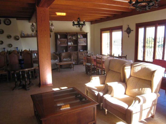 Image No.15-10 Bed Villa for sale