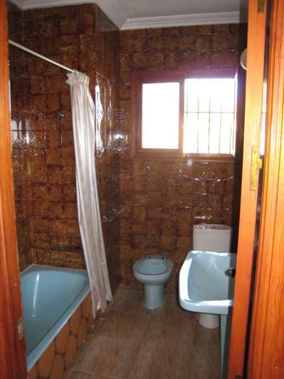 Image No.20-10 Bed Villa for sale