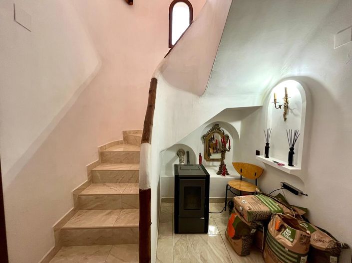 Image No.48-4 Bed Villa for sale