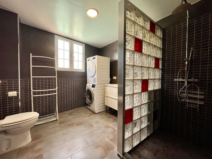 Image No.29-5 Bed Villa for sale