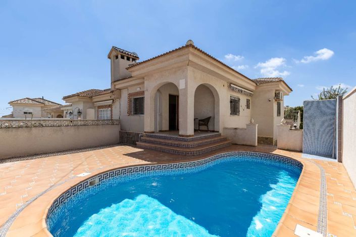 Image No.1-2 Bed Villa for sale
