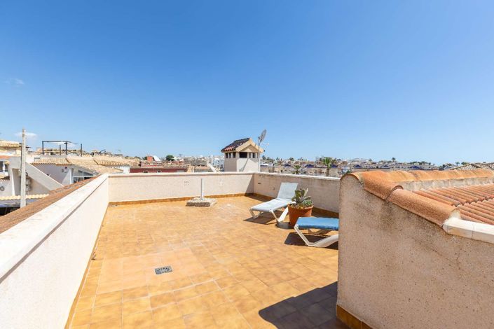 Image No.23-2 Bed Villa for sale