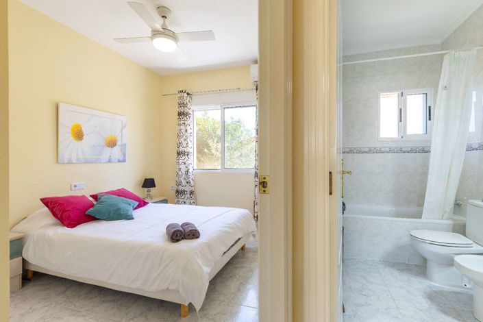 Image No.6-2 Bed Villa for sale