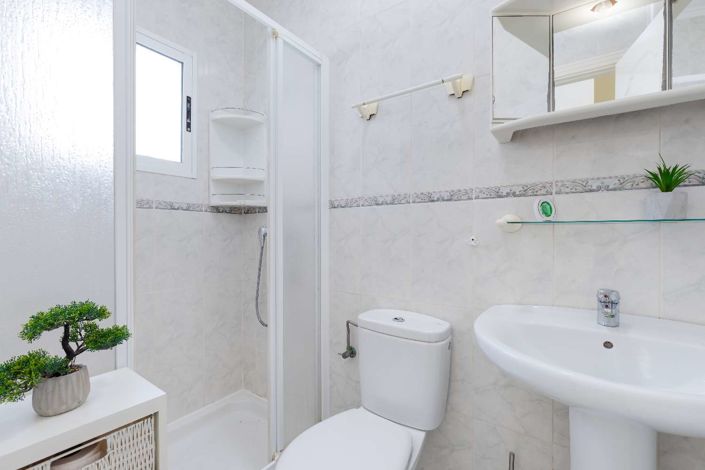 Image No.9-2 Bed Villa for sale