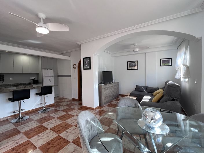 Image No.33-2 Bed Townhouse for sale