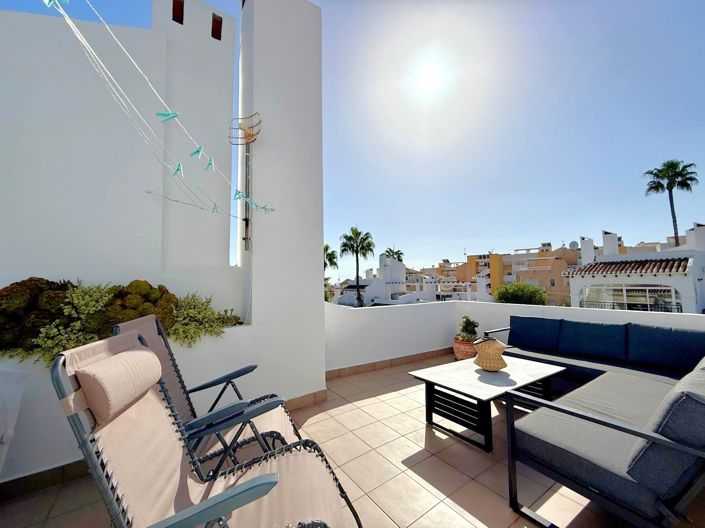 Image No.21-3 Bed Townhouse for sale