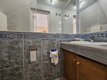 20251027123927xlarge