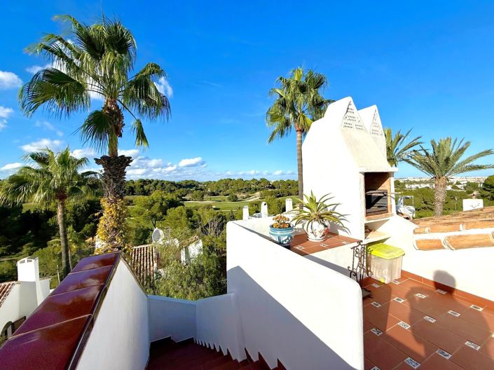 Image No.27-3 Bed Villa for sale